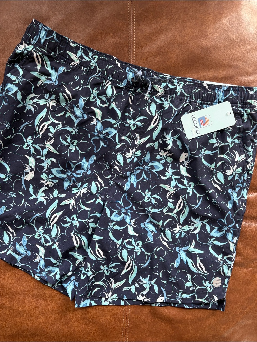 LAGUNA SWIM 7” SWIM TRUNKS